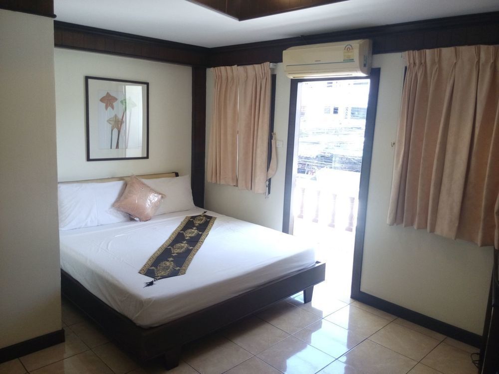 Hotel Sea Princess Patong Esterno foto